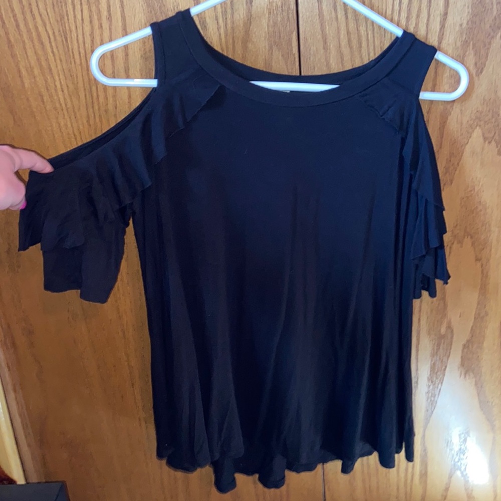 Black open shoulder tank